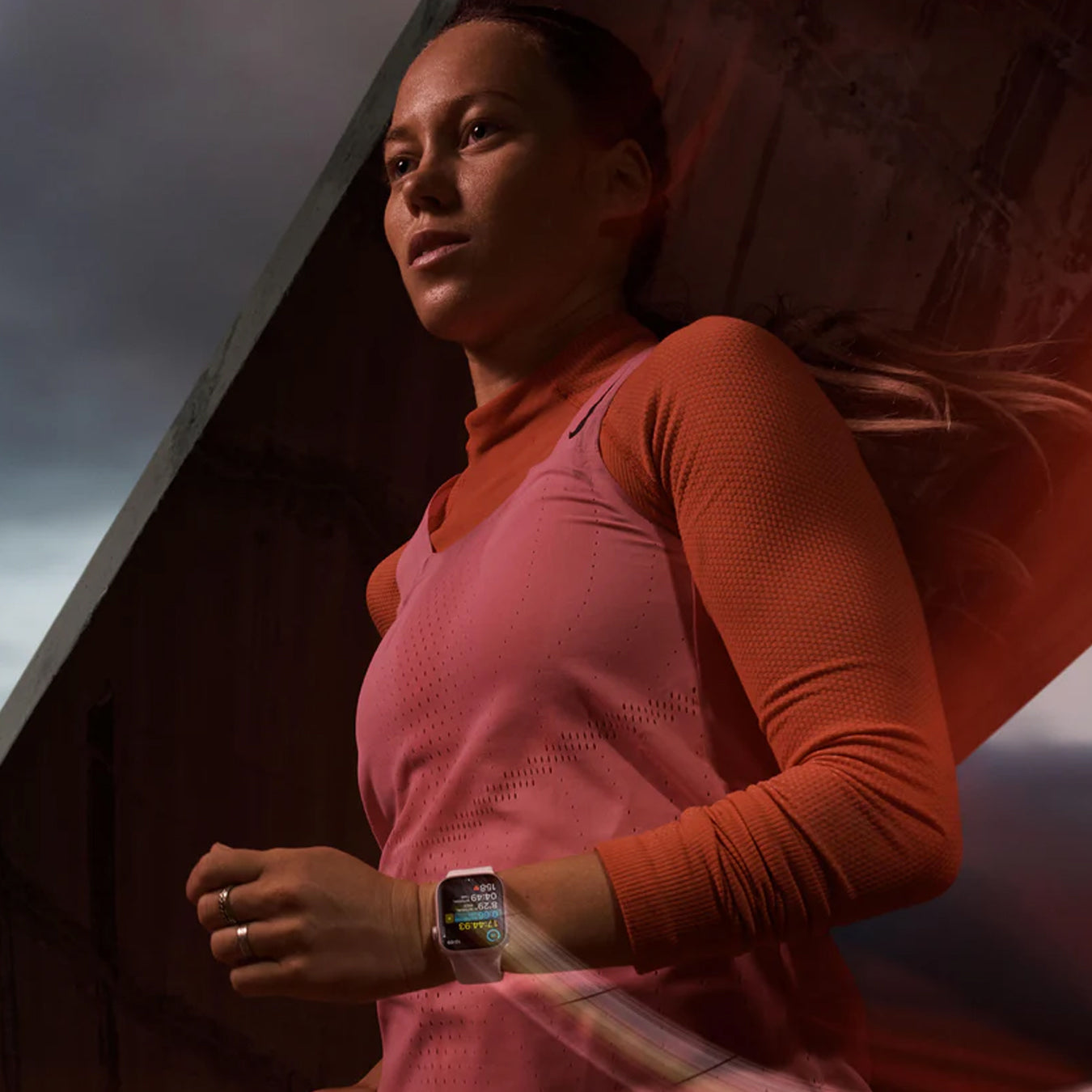 Apple Watch Series 9 GPS 41 Mm Midnight Aluminium Case With Midnight Sport Band S/M (MR8W3) Apple Watch Series 9 GPS 41 Mm Midnight Aluminium Case With Midnight Sport Band S/M (MR8W3)