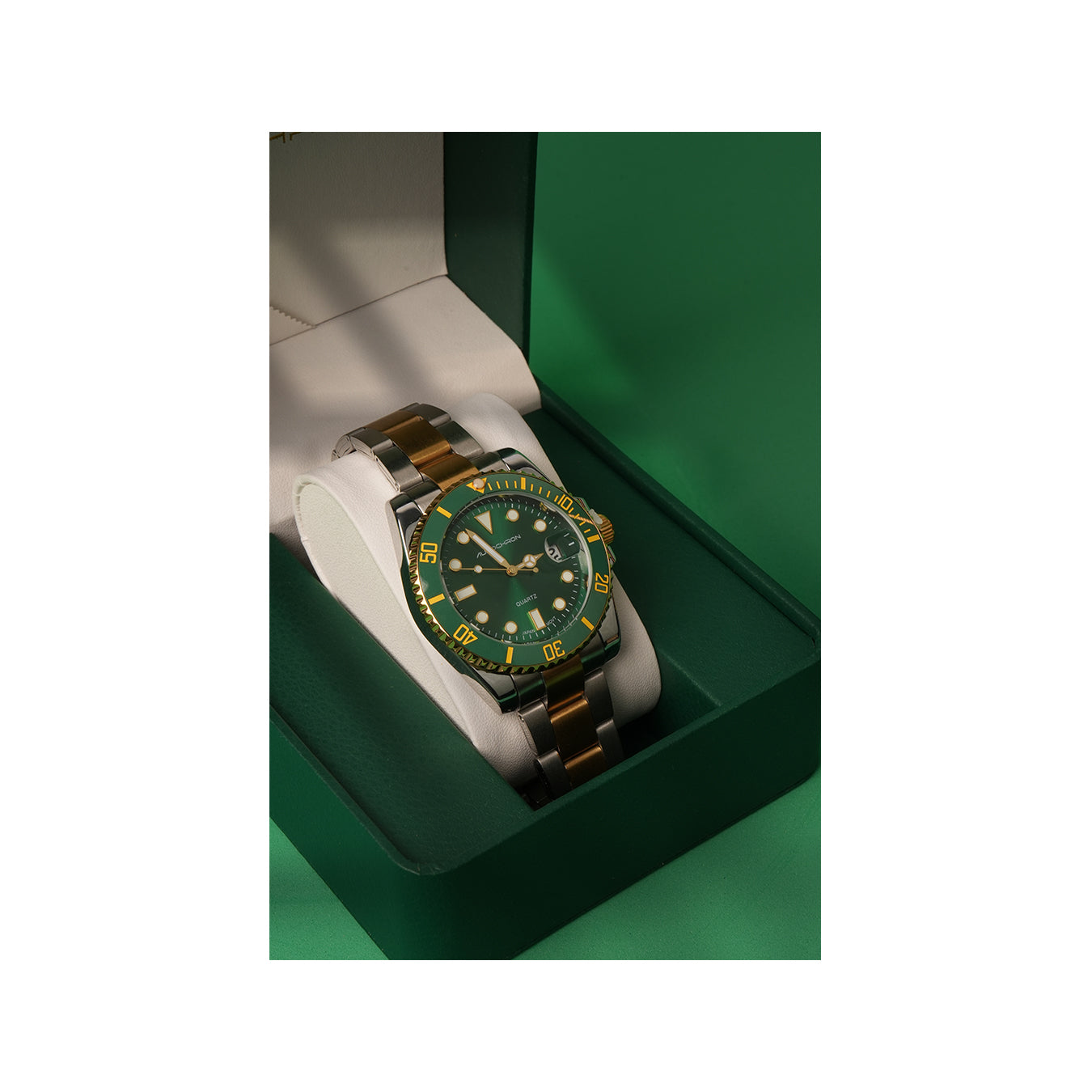 Aurochron Men's Diver Style Watch – Stainless Steel Bracelet – Date Display – Quartz Aurochron Men's Diver Style Watch – Stainless Steel Bracelet – Date Display – Quartz